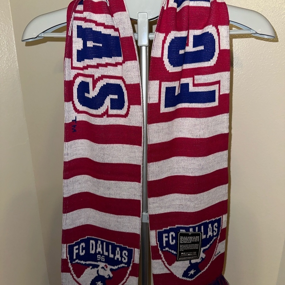 FC Dallas Primary Scarf NWT